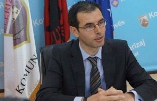 Këshilltari i pozitës konteston ligjshmërinë e seancës për planin zhvillimor