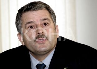 Opozita në Podujevë e quan papërgjegjësi kujdestarinë e Veliut në zyrat e LDK-së