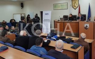 Komuna e Ferizajt cenon bashkëpronësinë në objekte kolektive